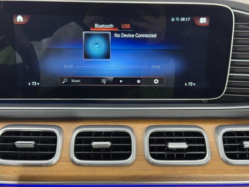 Used 2022 Mercedes-Benz GLS 450 4MATIC image 33