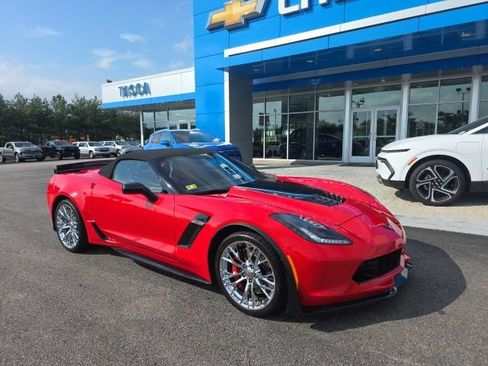 Used 2016 Chevrolet Corvette Z06 w/ 3LZ Preferred Equipment Group RWD image 6
