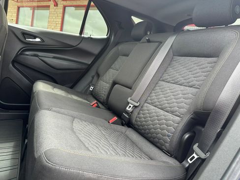 Used 2019 Chevrolet Equinox LT FWD image 12