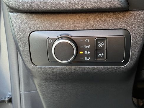 Used 2025 Ford Escape ST-Line image 10