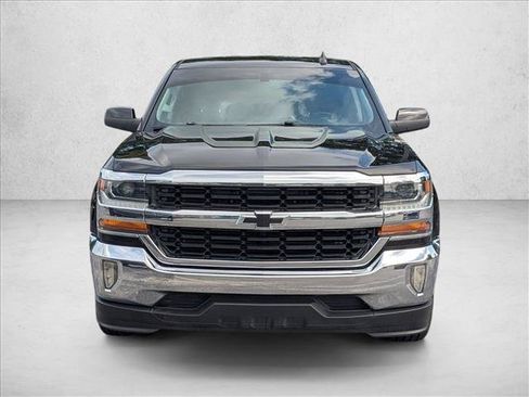 Used 2018 Chevrolet Silverado 1500 LT w/ All Star Edition RWD image 2