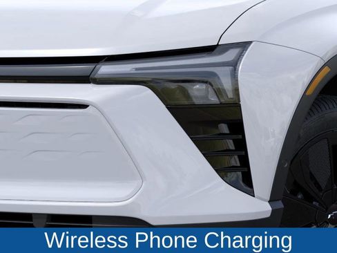 New 2026 Chevrolet Blazer EV LT image 10