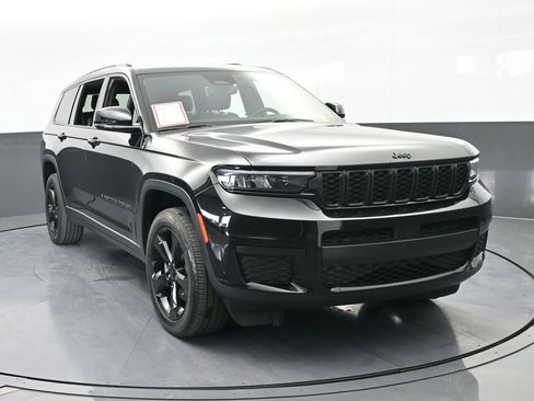 Used 2021 Jeep Grand Cherokee L Laredo image 9