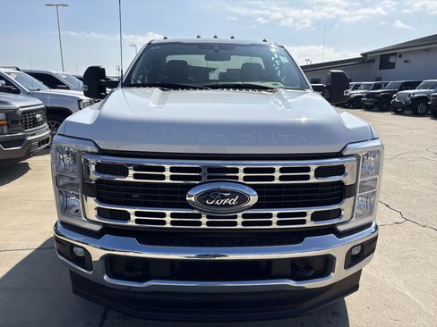 Used 2023 Ford F350 XLT w/ XLT Value Package image 2