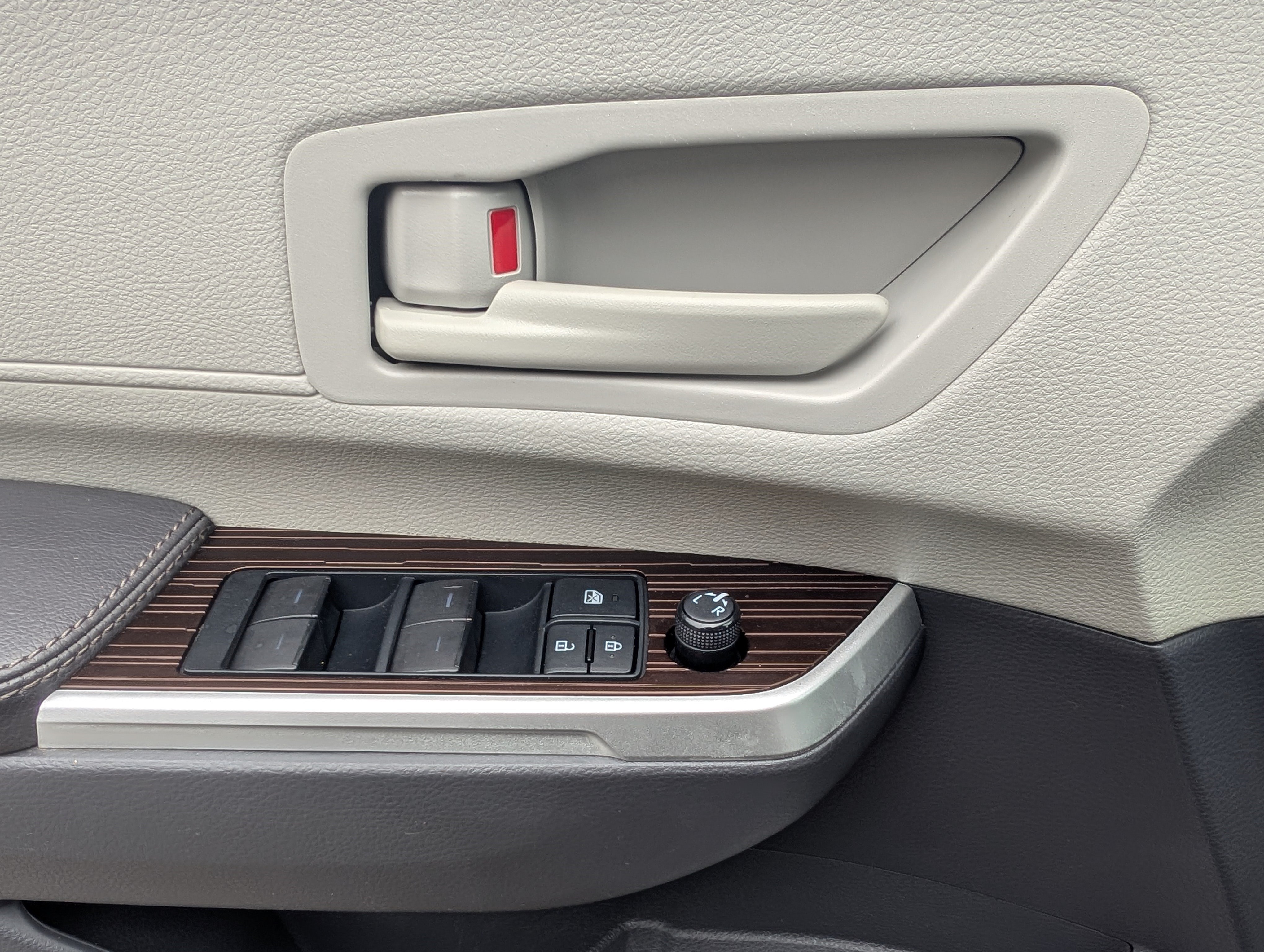 Used 2022 Toyota Sienna LE FWD image 15