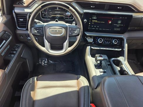 Used 2025 GMC Sierra 1500 Denali AWD/4WD image 17