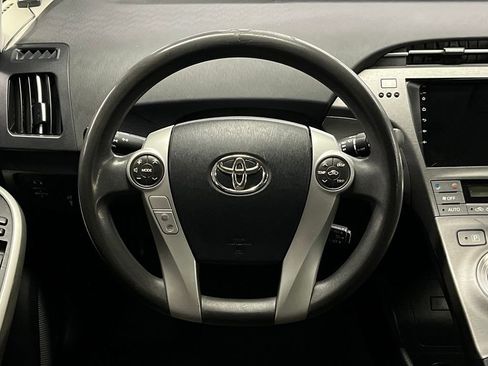 Used 2012 Toyota Prius Two FWD image 7