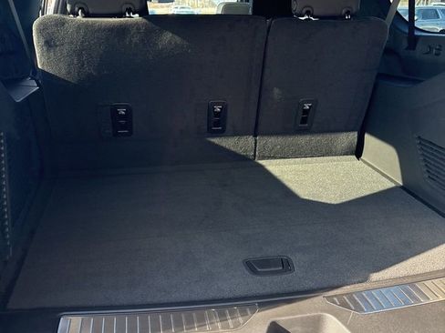 Used 2024 Chevrolet Suburban RST w/ Luxury Package image 22