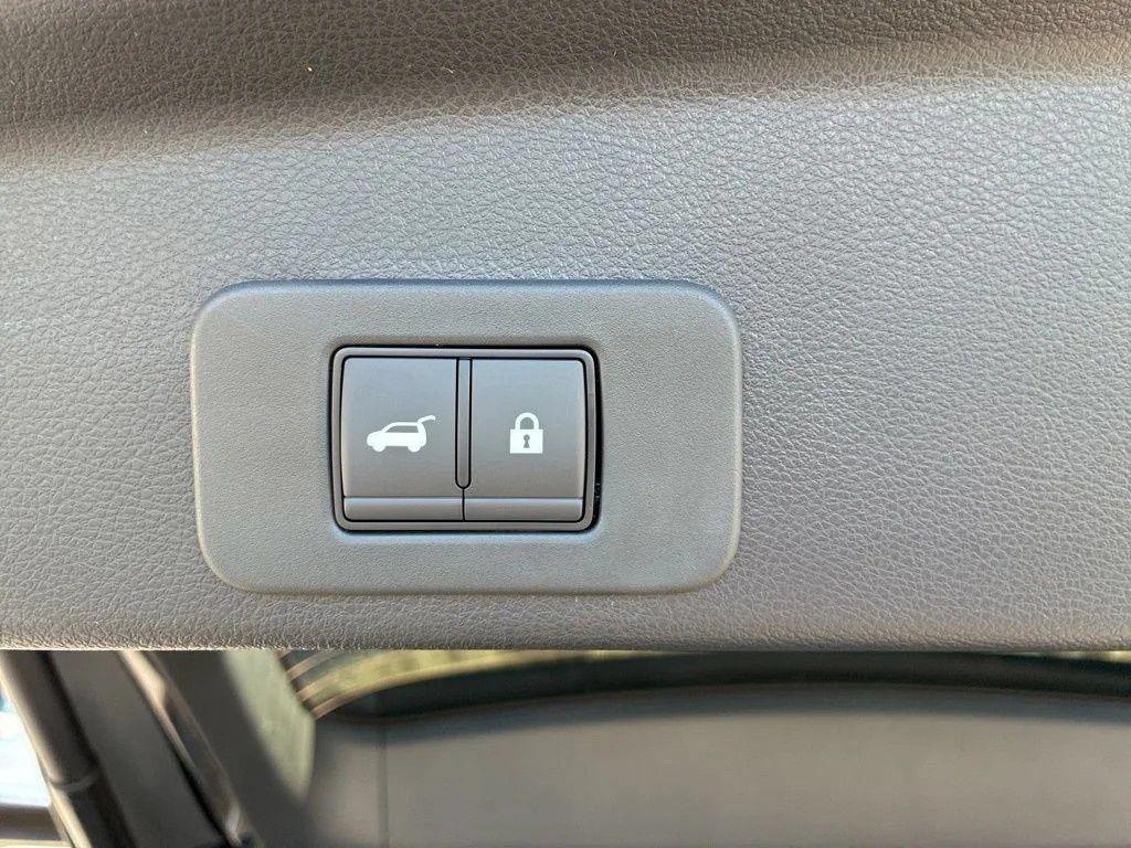 Used 2026 Nissan Murano SL w/ Comfort Package AWD/4WD image 17