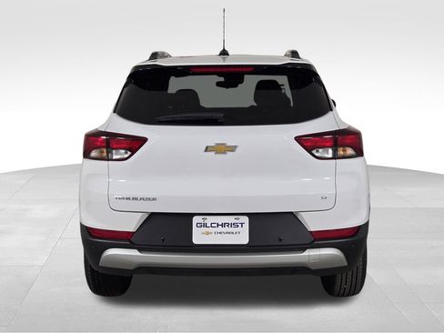 New 2026 Chevrolet TrailBlazer LT w/ LT Cold Weather Package FWD image 6