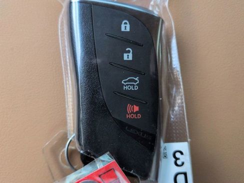 Used 2025 Lexus ES 350 w/ Premium Package FWD image 30