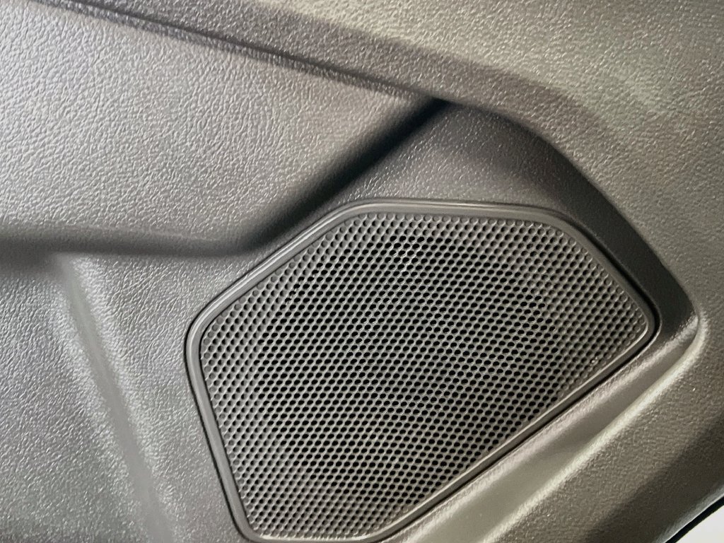 Used 2020 Ford Transit 250 Medium Roof w/ Load Area Protection Package RWD image 18