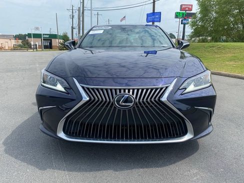 Used 2020 Lexus ES 350 w/ Premium Package FWD image 2