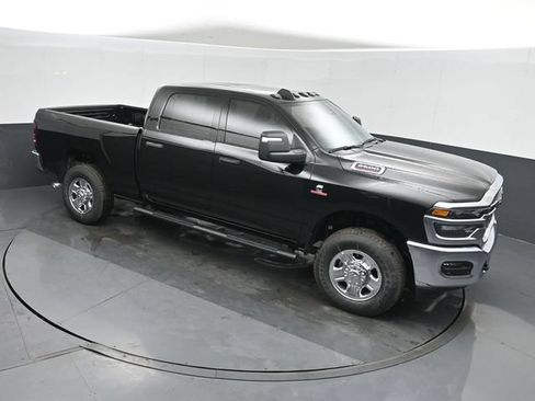 New 2026 RAM 2500 Tradesman AWD/4WD image 27