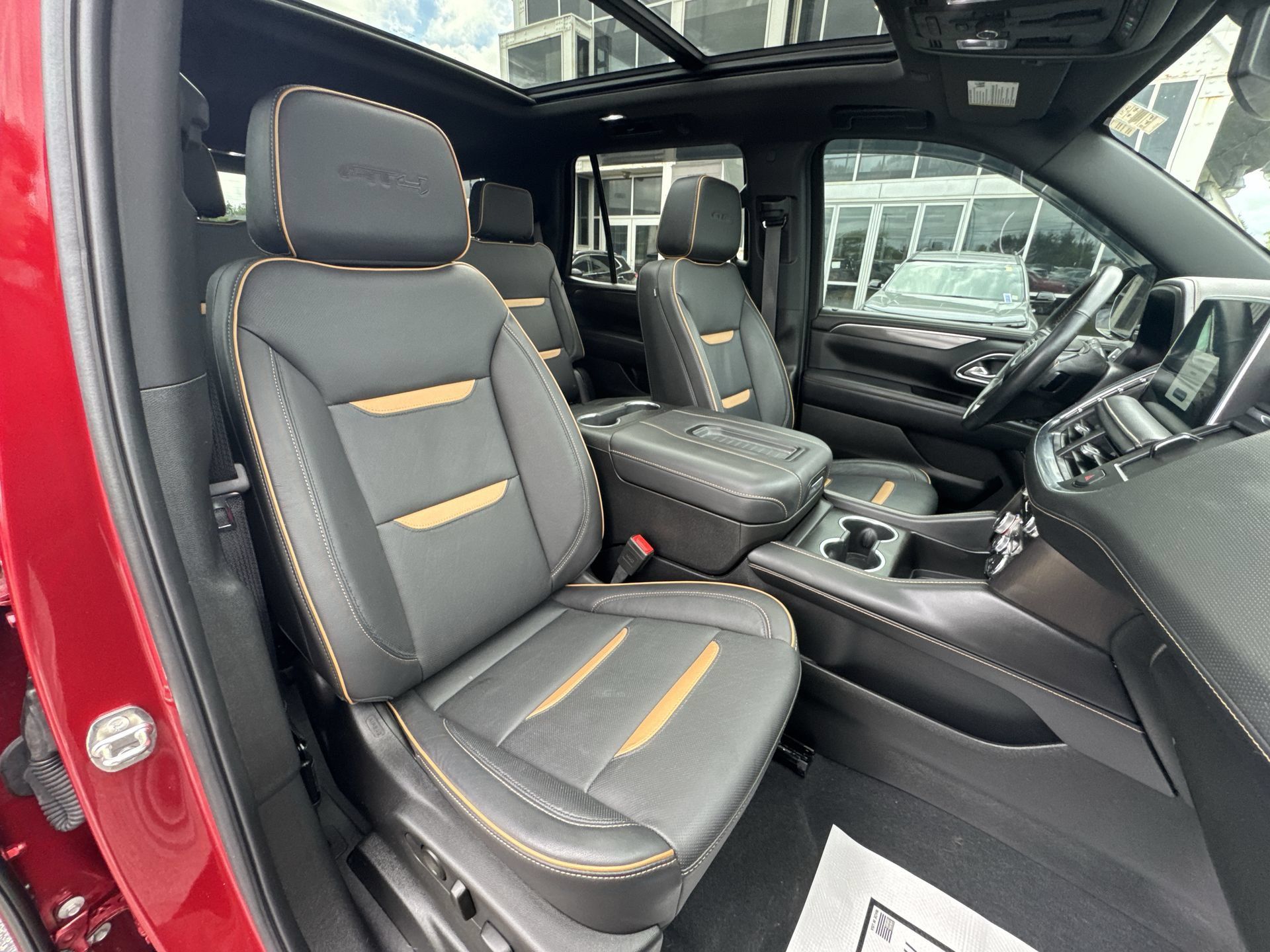 Certified 2024 GMC Yukon AT4 w/ AT4 Premium Package AWD/4WD image 29