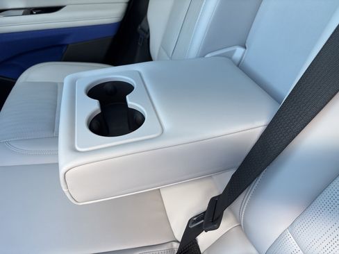 New 2026 Cadillac Optiq Sport 2 image 28