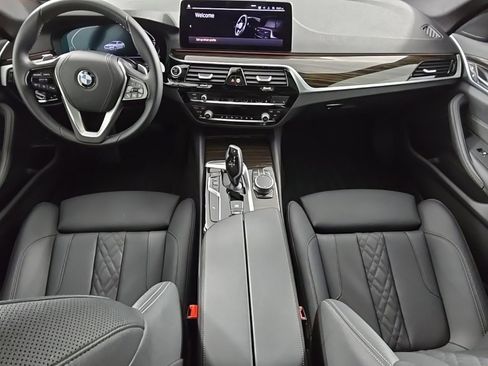 Certified 2022 BMW 540i xDrive w/ Convenience Package image 19