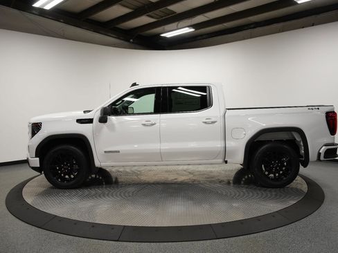 New 2026 GMC Sierra 1500 Elevation image 4