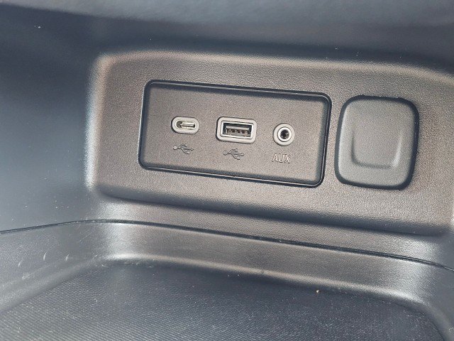 Used 2020 Chevrolet Equinox LT AWD/4WD image 34