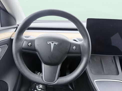 Used 2023 Tesla Model Y Long Range image 59