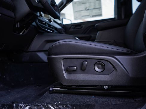 New 2026 Chevrolet Colorado Trail Boss AWD/4WD image 16