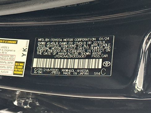 Used 2024 Toyota Prius LE FWD image 12