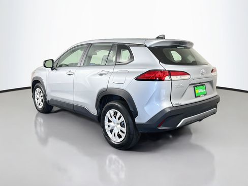 Used 2024 Toyota Corolla Cross L FWD image 7