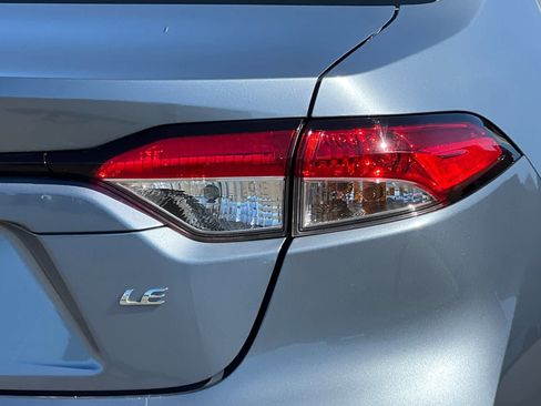 Used 2023 Toyota Corolla LE FWD image 29