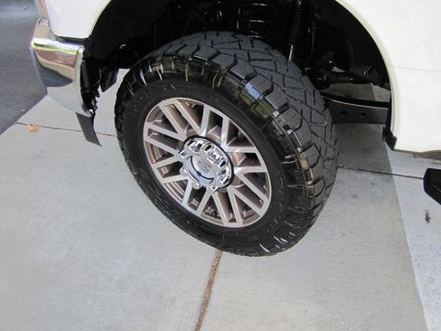 Used 2019 Ford F250 Lariat w/ Lariat Value Package image 34