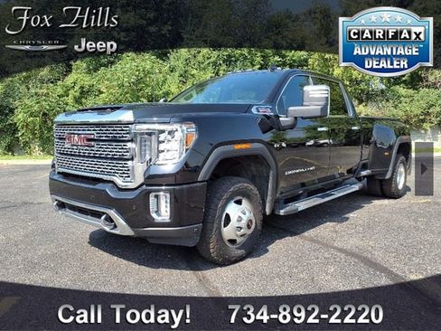 Used 2023 GMC Sierra 3500 Denali w/ Denali Ultimate Package image 3