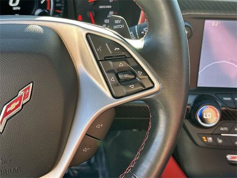 Used 2015 Chevrolet Corvette Z06 w/ 3LZ Preferred Equipment Group image 33