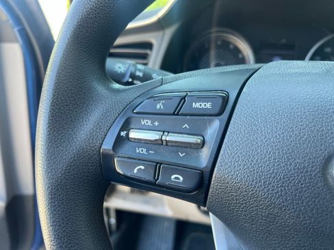 Used 2019 Hyundai Elantra SEL FWD image 18