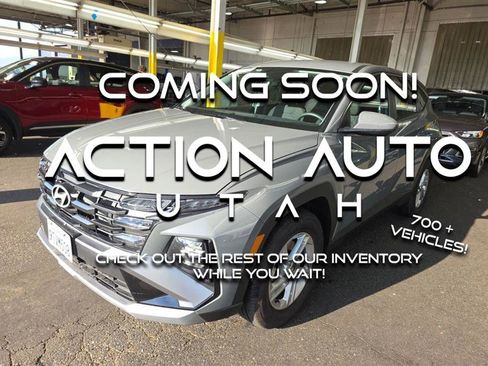 Used 2025 Hyundai Tucson SE image 1
