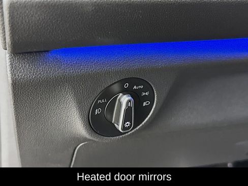 Used 2021 Volkswagen Jetta SEL Premium image 18