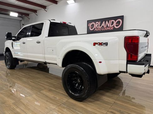 Used 2022 Ford F350 Platinum AWD/4WD image 9