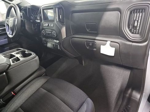 Used 2024 Chevrolet Silverado 2500 Custom w/ Custom Value Package image 26