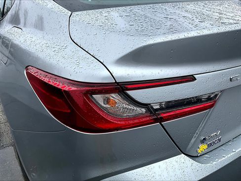 Used 2025 Toyota Camry LE image 34