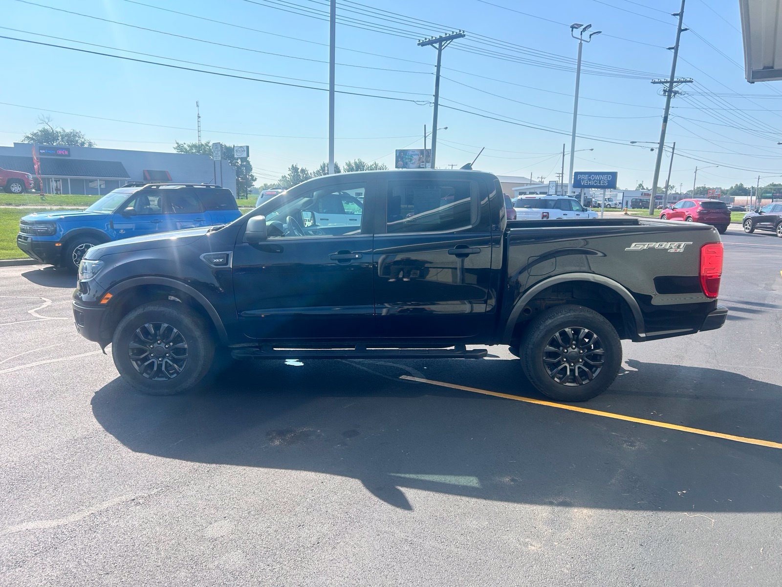 Used 2019 Ford Ranger XLT w/ Equipment Group 302A Luxury AWD/4WD image 4