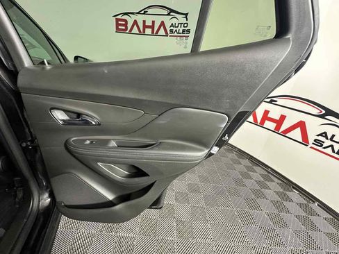 Used 2020 Buick Encore Preferred w/ Safety Package image 18