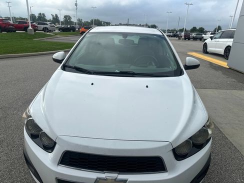 Used 2015 Chevrolet Sonic LT FWD image 3