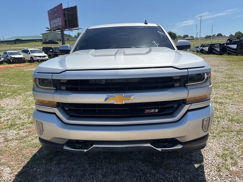 Used 2017 Chevrolet Silverado 1500 LT w/ All Star Edition AWD/4WD image 3