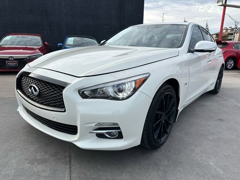 Used 2016 INFINITI Q50 Premium w/ Driver Assistance Package image 3