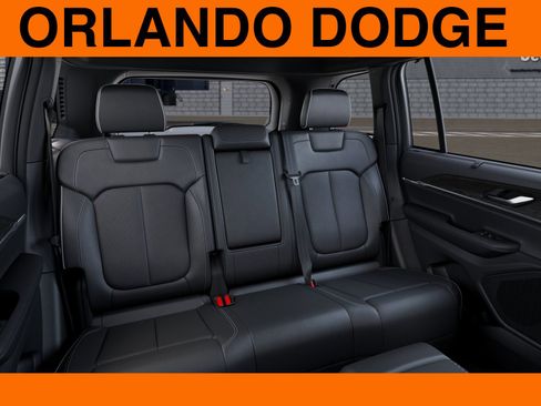 New 2025 Jeep Grand Cherokee Limited w/ Luxury Tech Group II AWD/4WD image 15