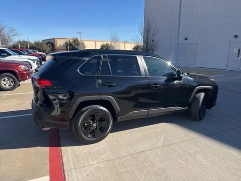 Used 2024 Toyota RAV4 XLE w/ Convenience Package image 3