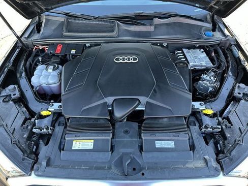 Used 2025 Audi Q7 3.0T Premium Plus image 31