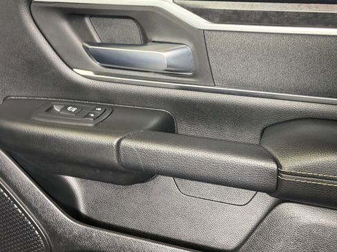 Used 2019 RAM 1500 Big Horn AWD/4WD image 23