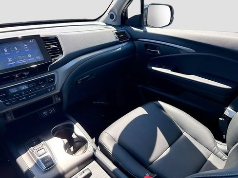 Certified 2023 Honda Ridgeline RTL image 28
