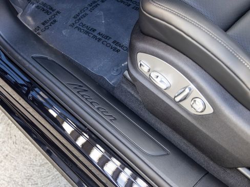 New 2026 Porsche Macan AWD/4WD image 27