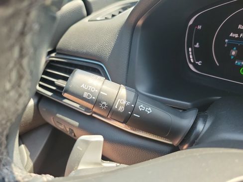 Used 2022 Honda Accord Sport image 16