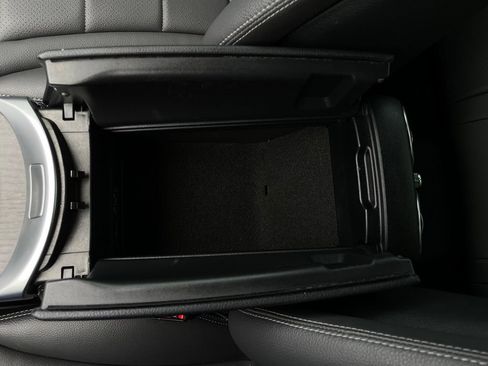 Used 2019 Mercedes-Benz C 300 Sedan image 19